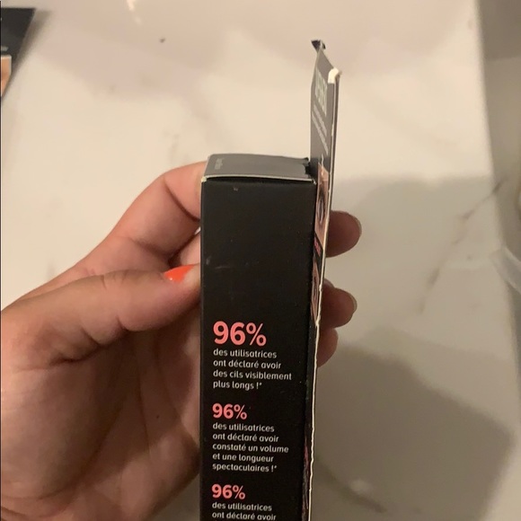 NEW it cosmetics superhero mascara - Picture 4 of 4